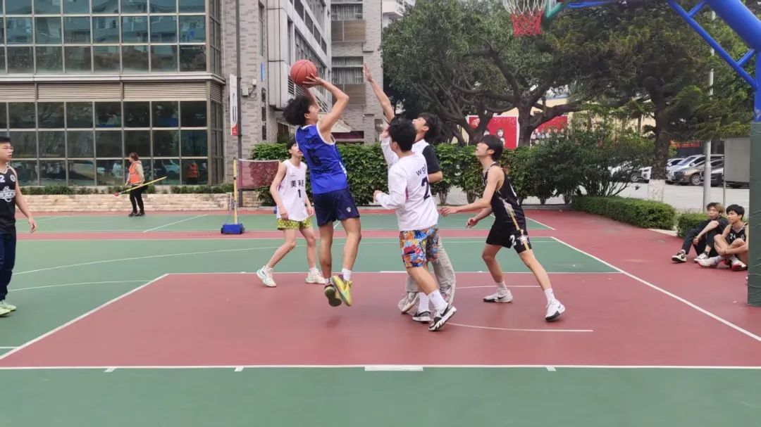 机电工程系团总支举办“工匠杯”三人篮球联赛